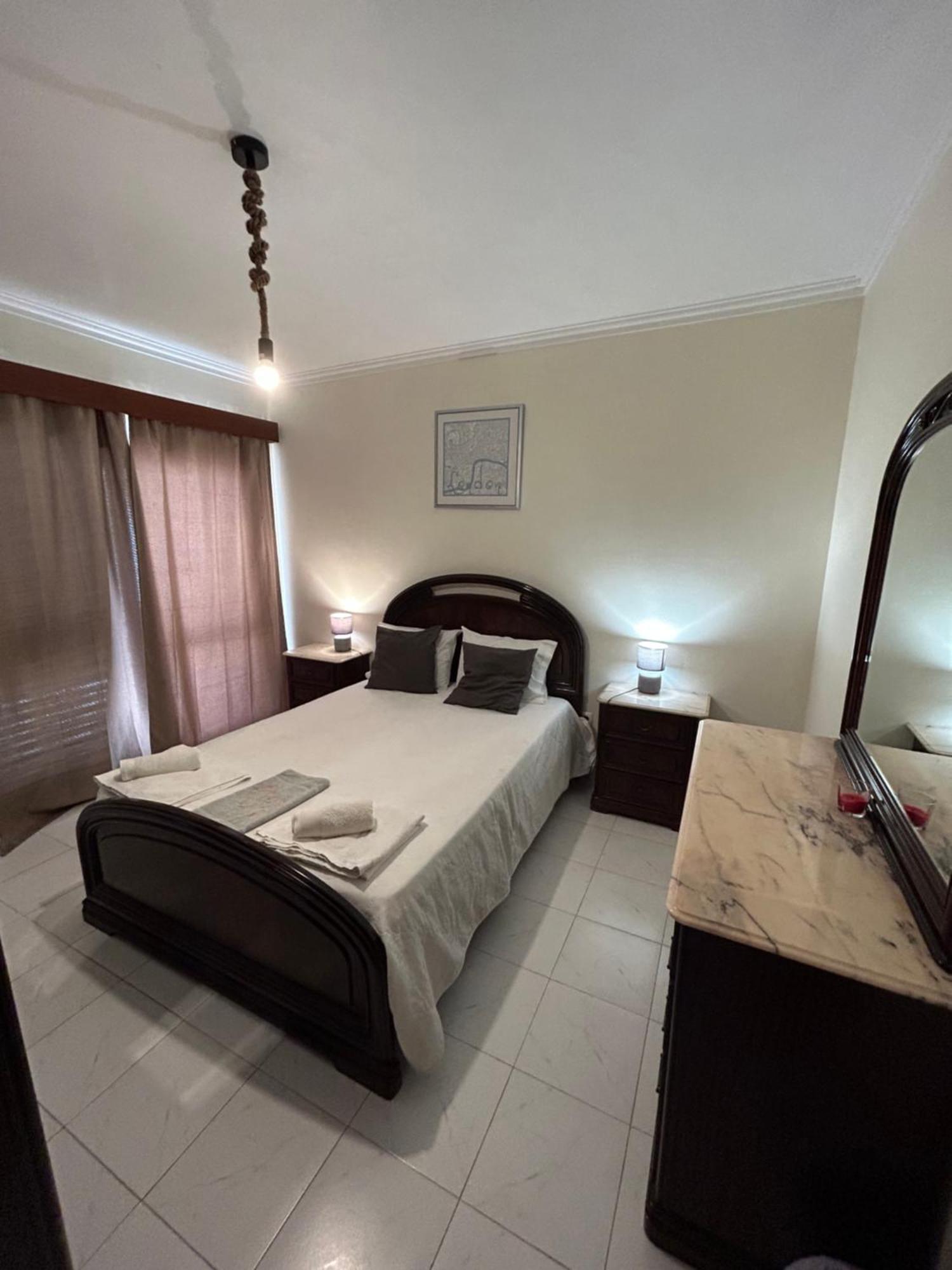 Appartamento Royal Blue Ocean - Hiking And Beach Aljezur Esterno foto