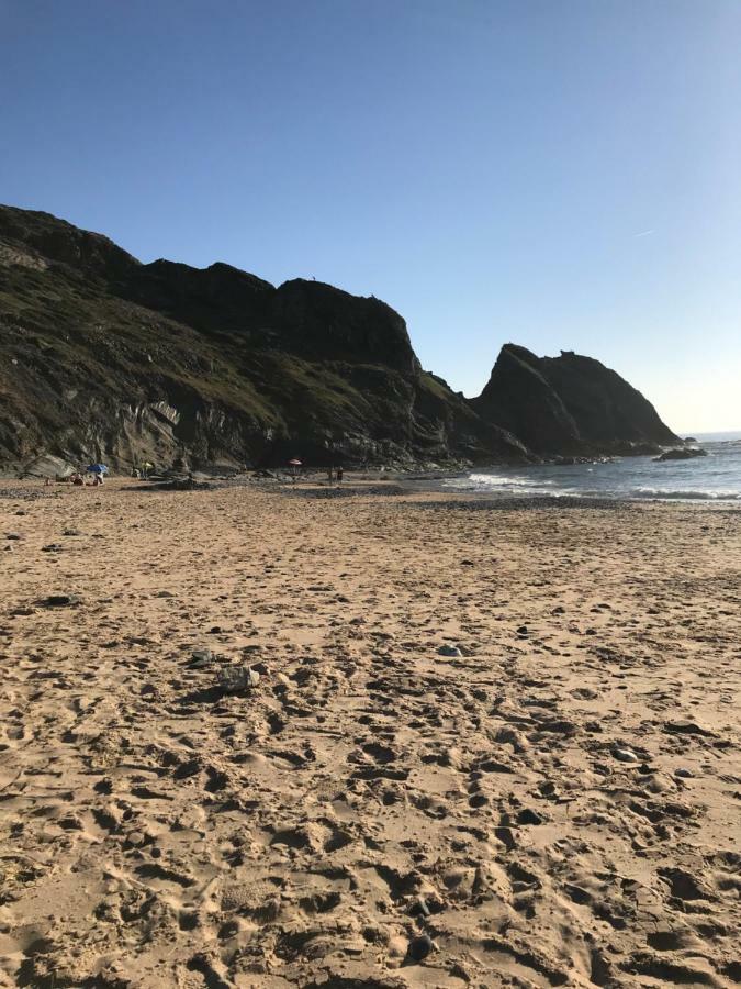 Appartamento Royal Blue Ocean - Hiking And Beach Aljezur Esterno foto